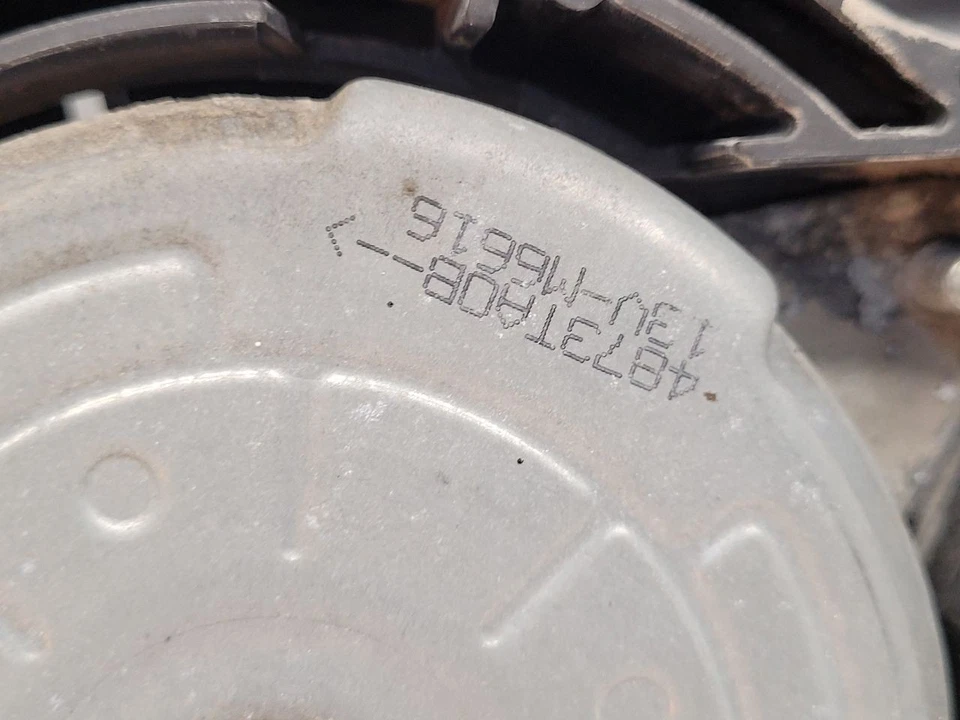 2014-2020 NISSAN ROGUE Radiator Fan Motor Fan Assembly 214814BA0A        Foto 2 de 4