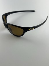 Oakley Frogskins 1996 Version Matte Black Frame Bronze Polarized Lens 03-105