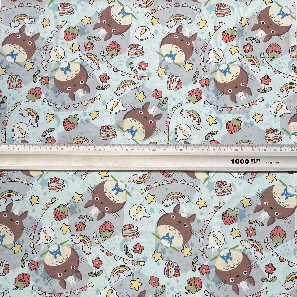 Stoff Meterware Baumwollstoff Baumwolle 50 cm Totoro Regenbogen Party auf Blau - Bild 3 von 4