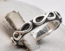 Vintage Sterling Silver Blackened Background Infinity band ring size 6.5 - 4mm W