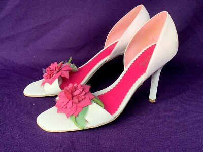 bcbg stilettos