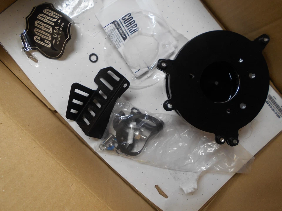 Cobra - 606-0100-04-SB - Kit de purificador de aire, radios - cromo Foto 4 de 4