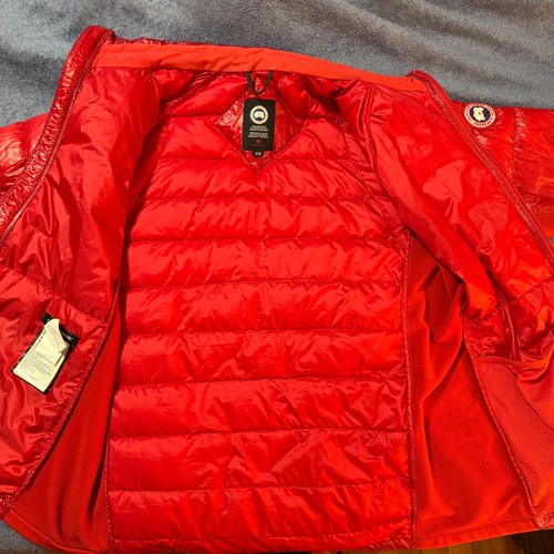 Canada Goose Red Hybridge Lite Jacket SKU: 2701M size XL - Picture 7 of 14