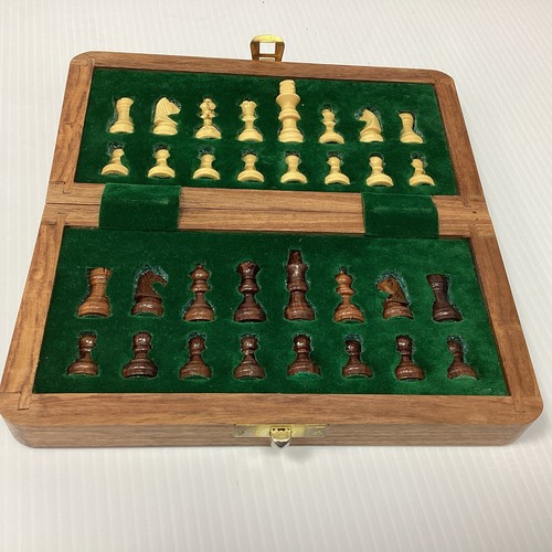 Magnetic wooden folding travel Chess Set BC best chess 7"x 7"