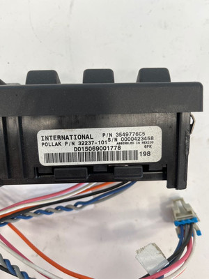 I**Ｎ Switch Panel 3549776C5 for International (717-10876) | eBay