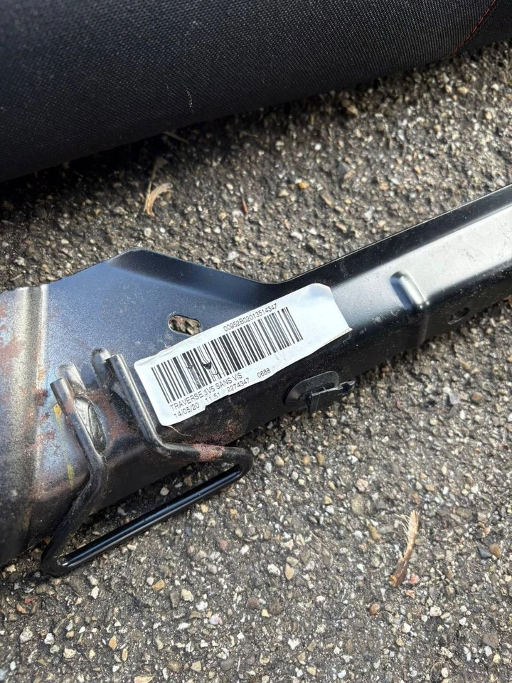 Sitze für Peugeot 2008 II, Baujahr 2020 (hintere Reihe) - Bild 3 von 3