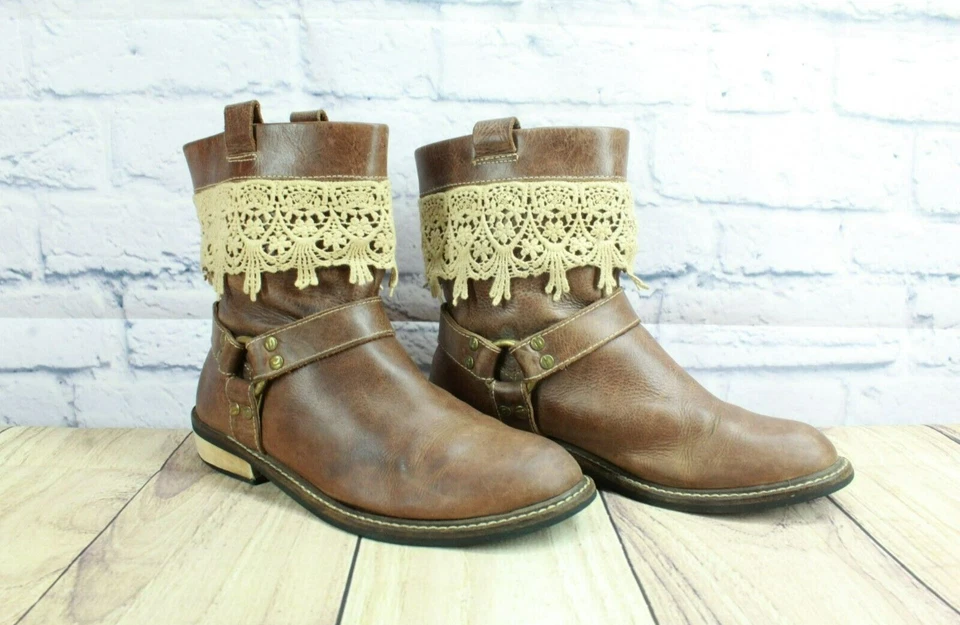 Botines Latigo Zephyr para mujer de cuero marrón con ribete de ganchillo talla 7 M Foto 3 de 4