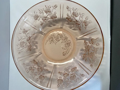 Federal Glass Co. Sharon Cabbage Rose Pink Depression Serving Bowl/Berry Bowl