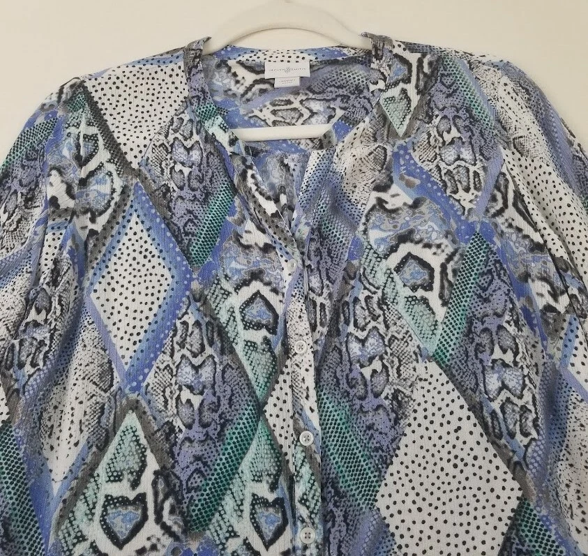 Camisa con botones Jaclyn Smith para mujer mediana a lunares estampado de piel de serpiente manga larga Foto 2 de 4