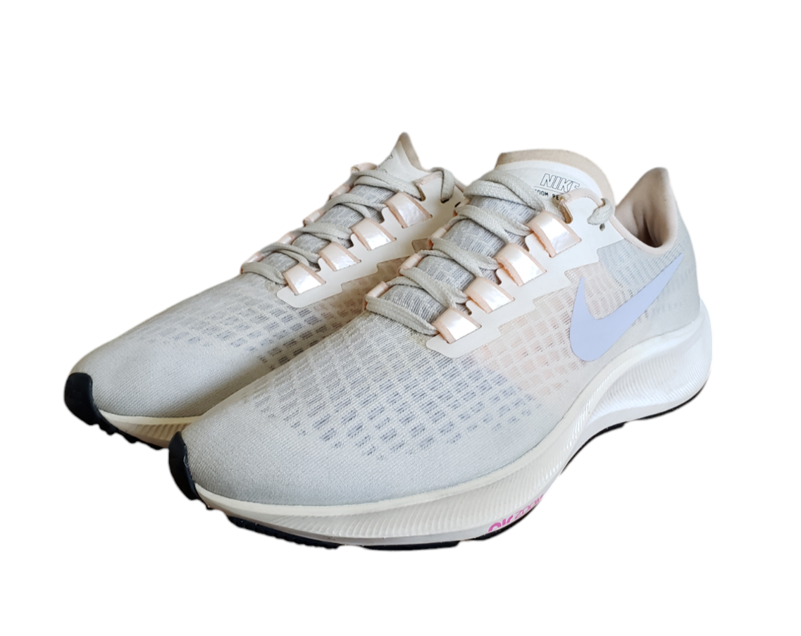 nike pegasus womens white