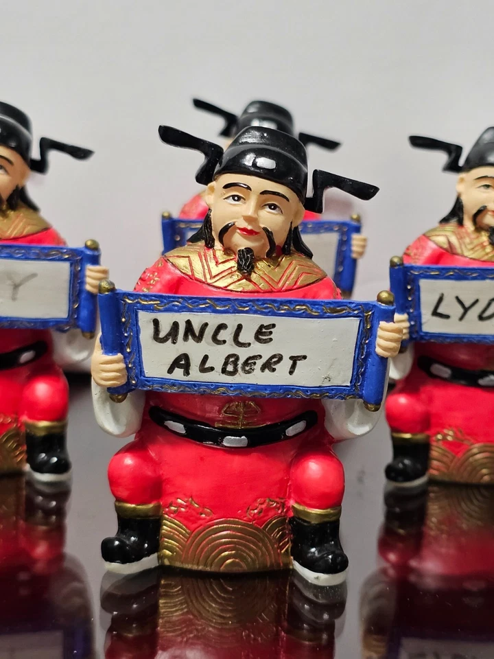 JUEGO DE COLECCIÓN DE 6 MESAS DE ASIENTO DESIGNADAS TEMÁTICAS ASIÁTICAS JAPONESAS 3,25" Foto 3 de 4