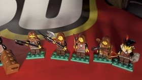 LEGO Wolfpack!  Renegades 6038, col27-2 Beastmaster, and army! w/Inst (910057*)