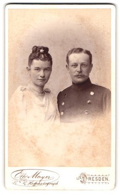 Fotografie Otto Mayer, Dresden, Prager Strasse 31, Offizier von Blomberg im Übe 