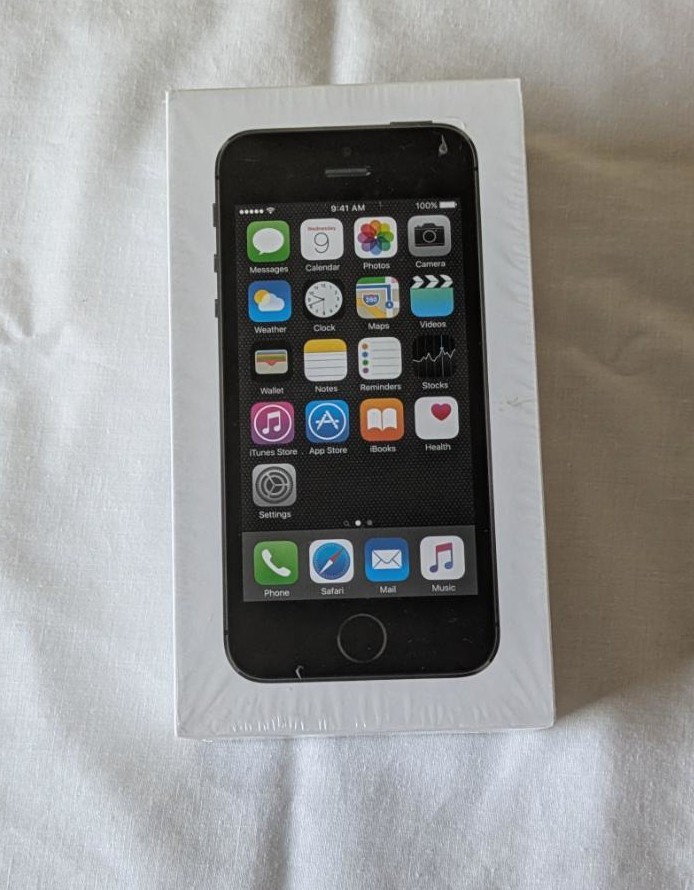 Apple iPhone 5s - 16 GB - Space Gray New In Sealed Box | eBay