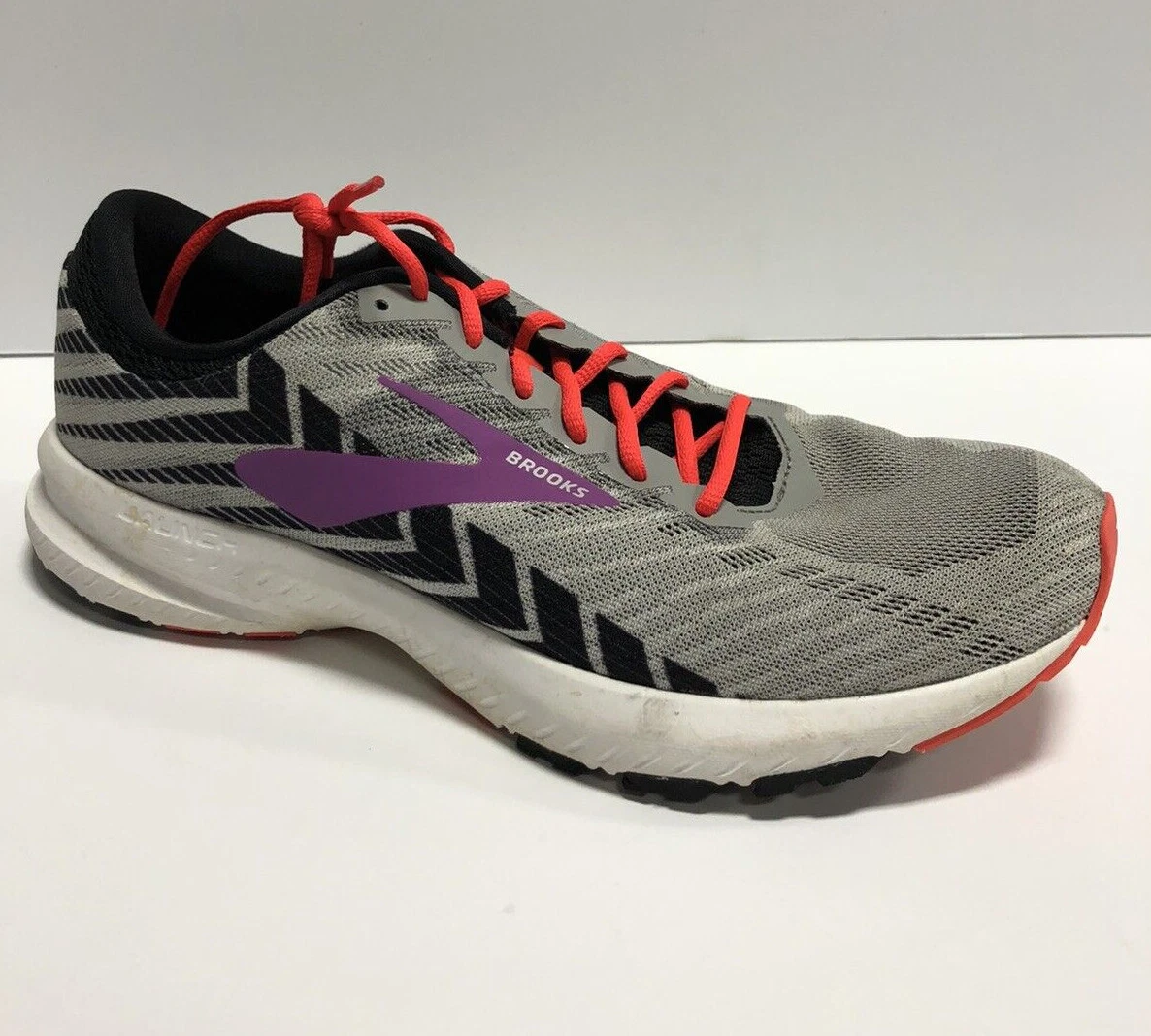 Brooks launch hotsell 6 m