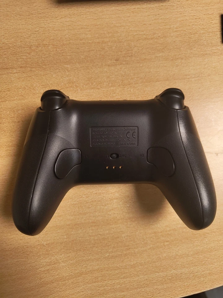 8BitDo Ultimate Bluetooth & 2.4GHz Controller für Switch und PC Hall Effekt - Bild 2 von 3