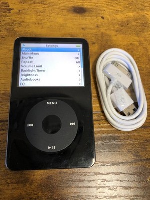 Apple iPod classic 5th Generation Black (60GB)  #2005 Excellent