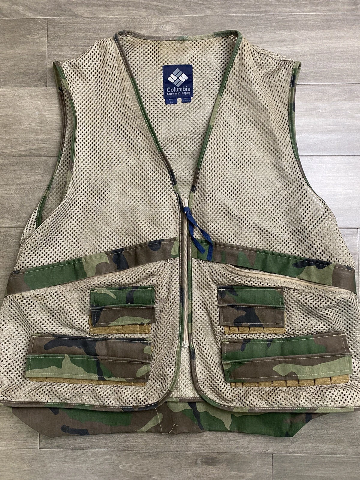 Columbia Sportswear Camo Olive Fishing Utility Vest Men's Sz L Fishing Vintage