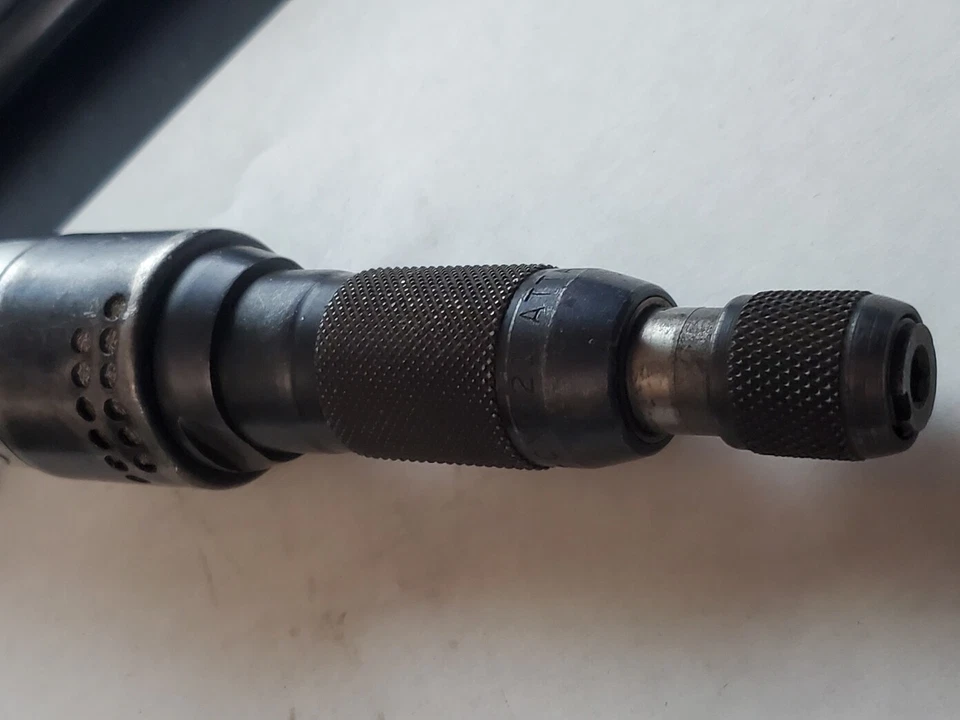 Destornillador Neumático ARO Tipo Destornillador en Línea Modelo 7500 con Accesorio CXQ21  Foto 4 de 4