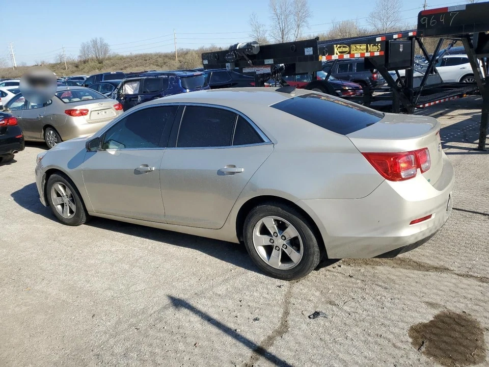 Used Front Right Door Interior Trim Panel fits: 2016 Chevrolet Malibu Grade A Foto 3 de 4