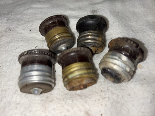 Adaptadores de extensión de enchufes de luz vintage de 12 piezas se venden como están piezas algunas baquelitas - Imagen 9 de 10