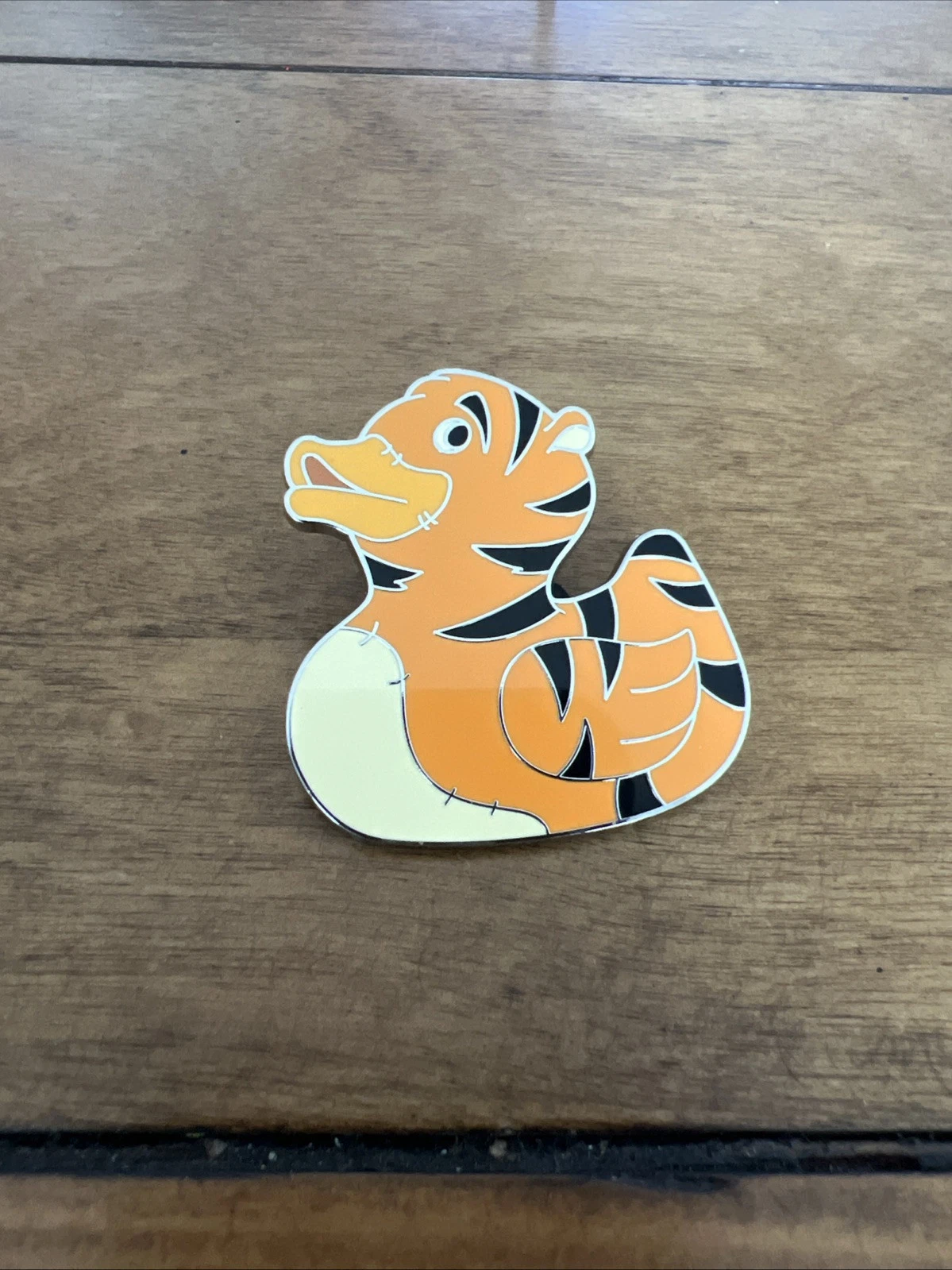 Ducks Of Disney Mystery Bag Pin - Tigger