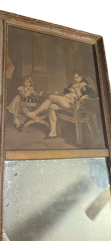 Espejo Trumeau tallado vintage Napoleón con imagen impresa hija infantil. Foto 2 de 4