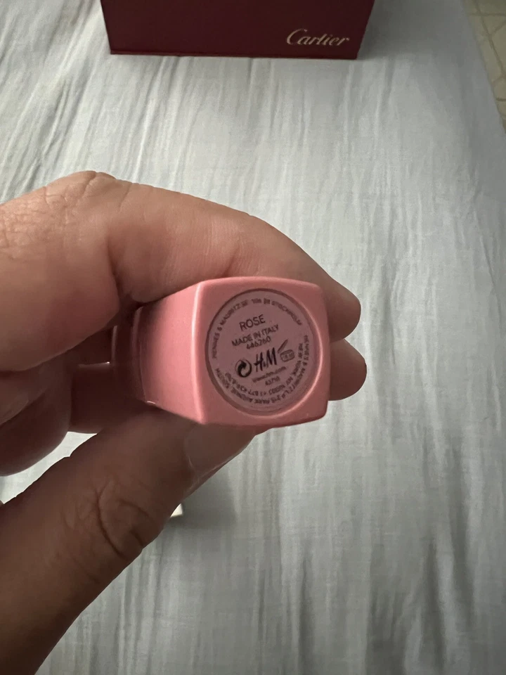 Lanvin x H&M ROSE Liptick ¡NUEVO! ¡Envío rápido! ¡Artículo de coleccionista Alber Elbaz! Foto 2 de 4