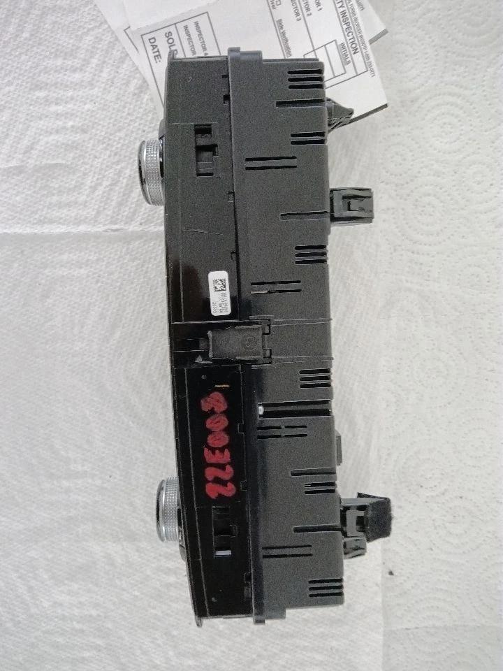 Control Temperatura Delantero Con Ventilación Asiento de 11-14 AUDI A8 2336941 Foto 4 de 4