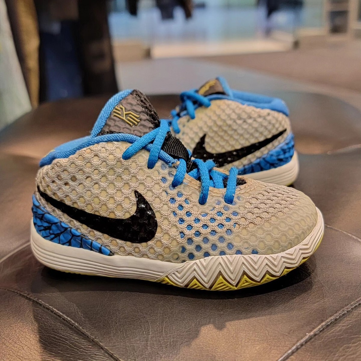 Nike Kyrie Kids Shoes size 5c Toddlers