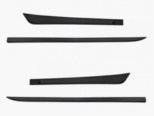 Seitenschutzleisten schwarz für Suzuki Baleno II Schrägheck ab Bj. 09.2015- F53