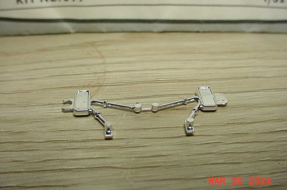 Fire Engine Mirrors Vintage Aurora American LaFrance Fire Engine Mirrors PARTS 1/32 1964 ...