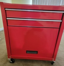 tool box with wheels