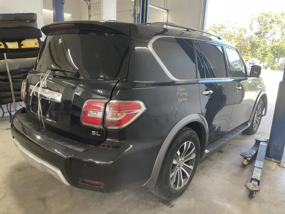 Conjunto de luz trasera derecha usado se adapta a: Nissan Armada 2017 cuarto montado en panel Ri Foto 4 de 4