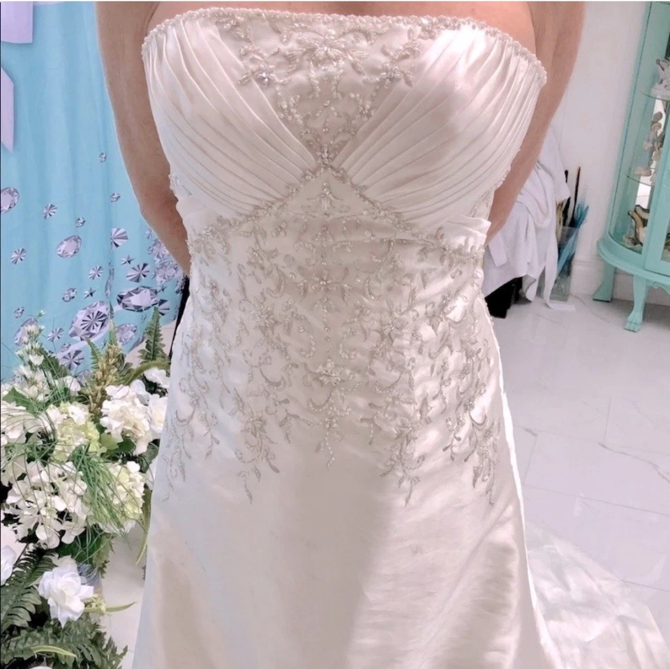 New Mori Lee Beaded Ivory White Strapless Wedding Dress Gown Chapel Train Size 8 - Image 3 of 4