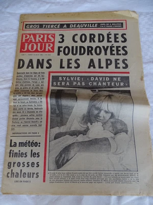 RARE JOURNAL  PARIS JOUR  1966 JOHNNY HALLYDAY SYLVIE VARTAN DAVID , RIKA ZARAI - Photo 1/3