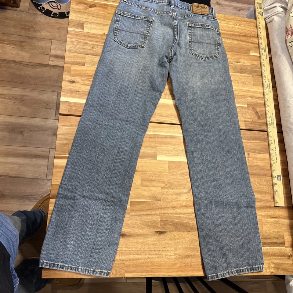 Signature Levi Jeans Mens 30x32 Blue Relaxed Fit Distressed Denim - Image 3 of 4