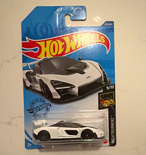 Hot Wheels Nightburnerz McLaren Senna 1:64 Diecast White/Black Unopened