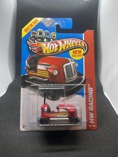 Hot Wheels Bump Around. HW Racing 2013. Red