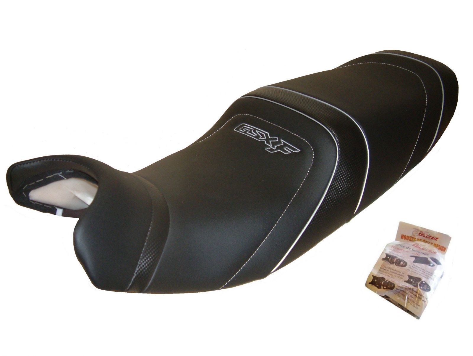 Housse de selle design Suzuki GSX-F 750 pour le confort de vos longues balades moto
