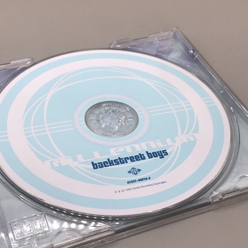 Backstreet Boys CD Lot Millennium and Black & Blue - VG/Excellent - Foto 5 di 9