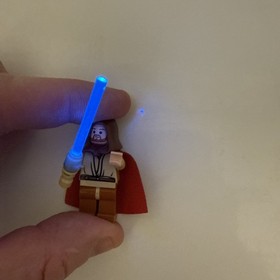 Lego Obi-Wan Kenobi 7257 with Light Up Lightsaber Minifigure Perfect Condition!