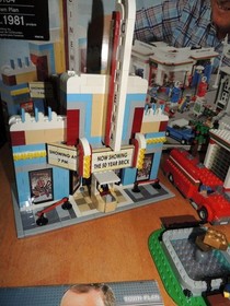 2007 Lego 10184 Town Plan 100% complete with manual & box 50th Anniversary NICE!