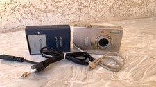 Canon Digital IXUS 90 IS 10MP Silver Compact Camera  Charger Battery Strap