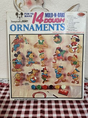 VINTAGE 1977 ARROW DISNEY MOLD-N-BAKE DOUGH ORNAMENTS 14