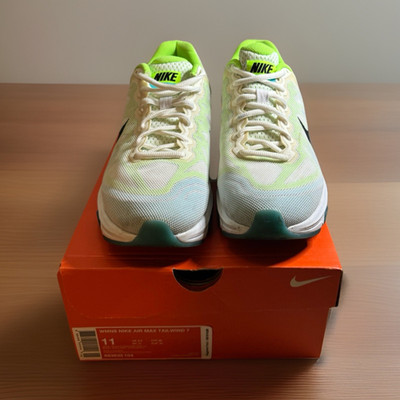 Nike Air Max Tailwind 7 Women s Low Top Lace-Up Mesh Sneakers White/Green/Black