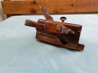 Antiker Holz und Messing Pflug Hobel Werkzeug, King & Co. Rumpf J. Doughty seltener Fund.