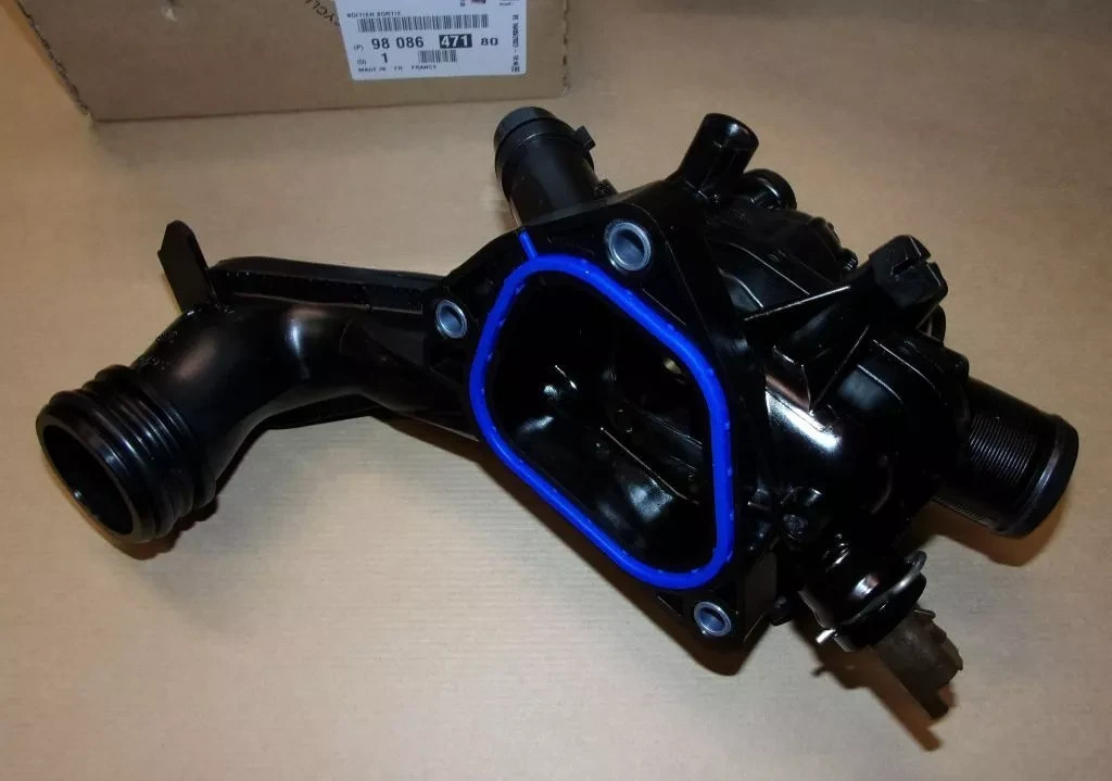 Boîtier de thermostat Peugeot 208 1.6VTi 9808647180 contre la surchauffe moteur