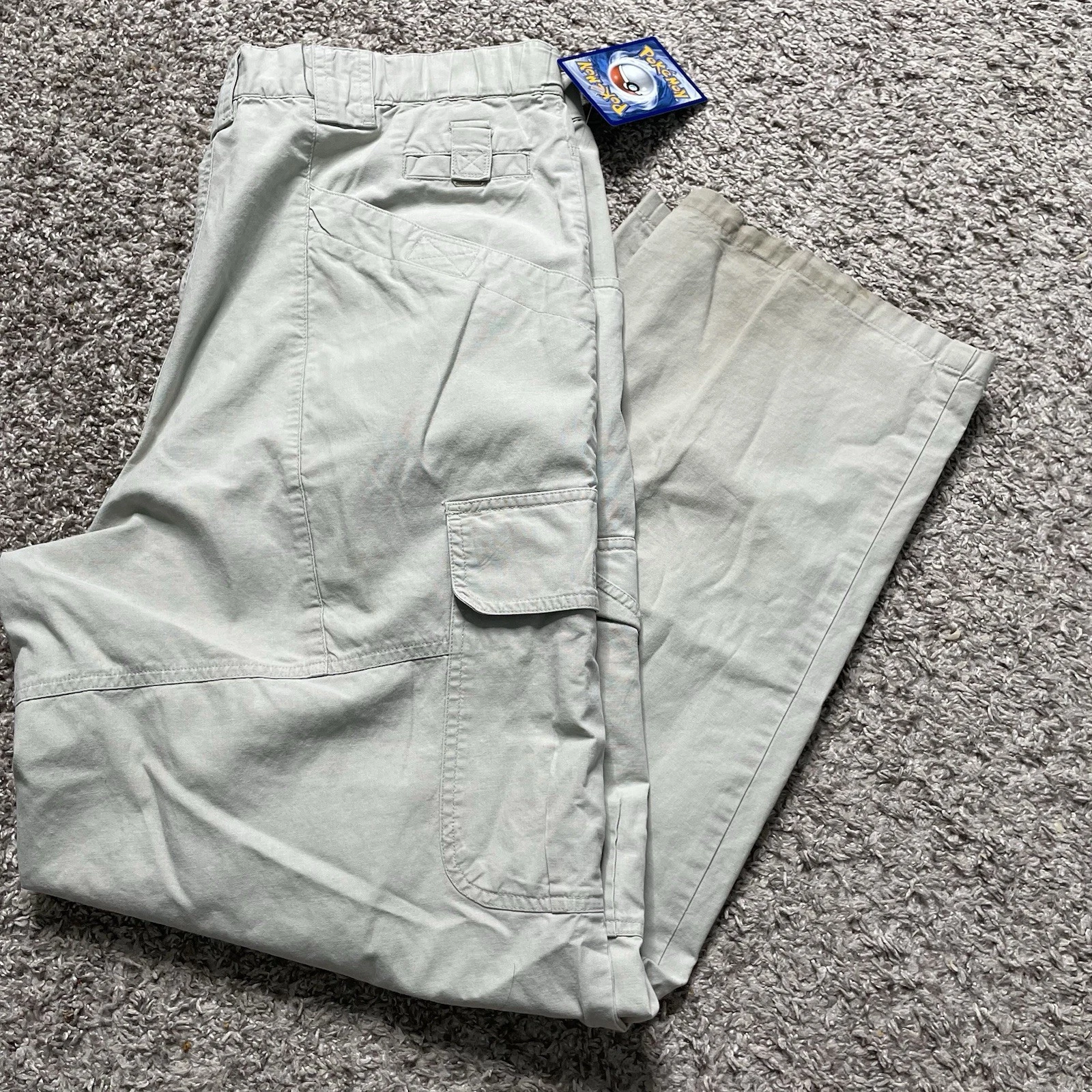 Columbia Cargo Pants Men’s 36x30 Tan Beige Hiking Relaxed Fit Bootcut EUC Vtg
