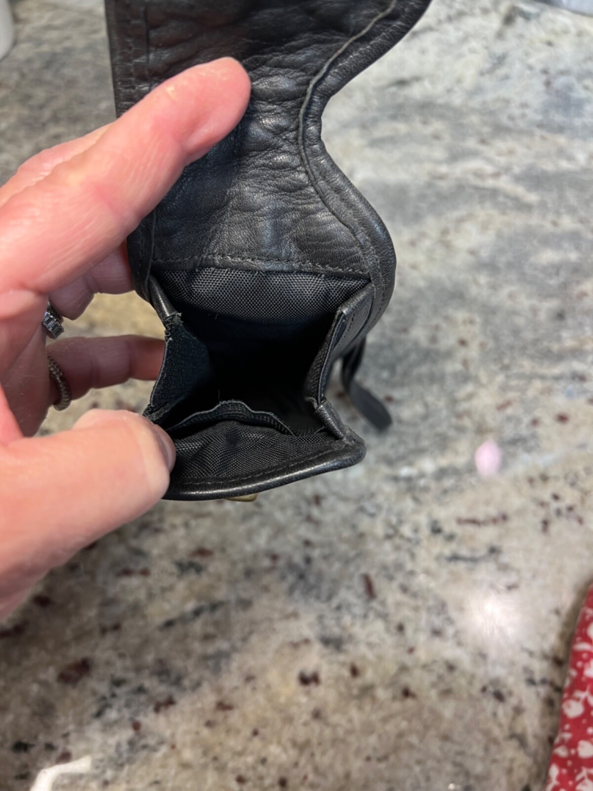 Coach Black Leather Gold Tone Turn Lock Pocket Wristl… Gem